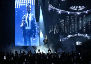 Tarkan 7 y�l sonra yeniden �stanbul sahnesinde: Affedin beni! 